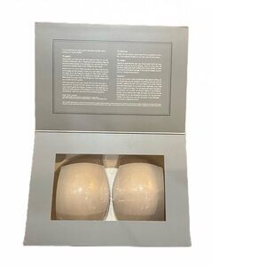 Gap Body nubra ultralite: the invisible, self-adhesive bra